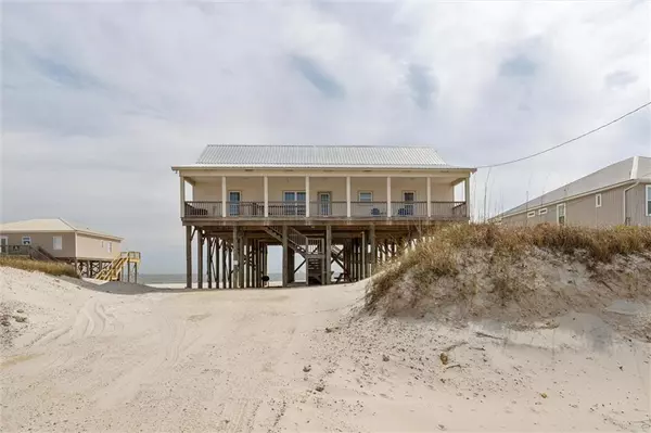 Dauphin Island, AL 36528,2305 Bienville BLVD