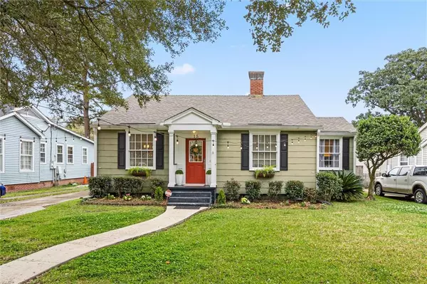 15 Benedict PL, Mobile, AL 36606