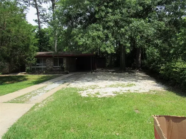 2715 Yorkshire RD, Mobile, AL 36605