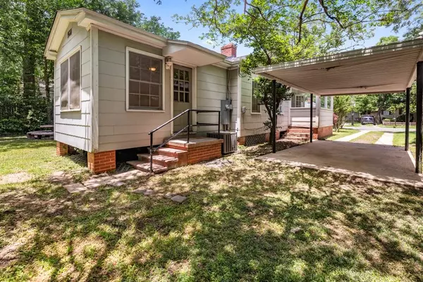 Mobile, AL 36606,2453 Taylor AVE