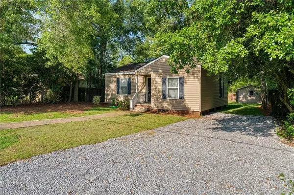 552 Shady Oak DR, Mobile, AL 36608