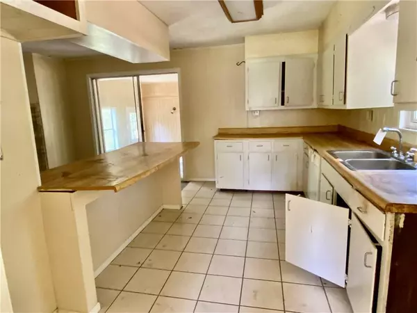 Eight Mile, AL 36613,5775 Brook DR