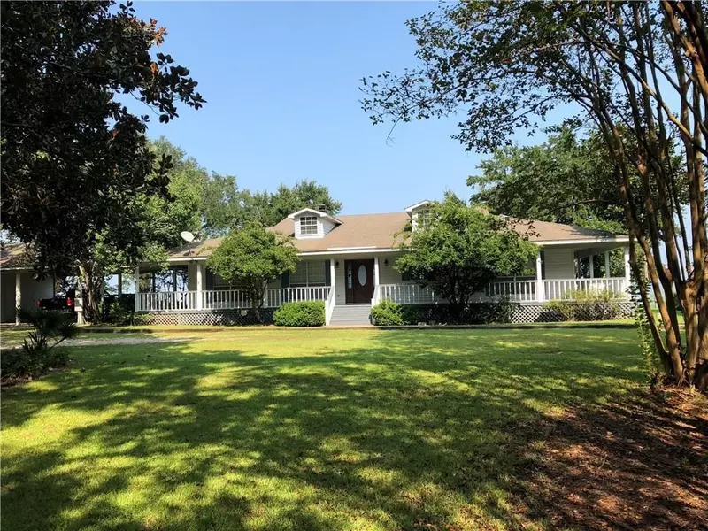 14111 Dauphin Island Pkwy, Coden, AL 36523