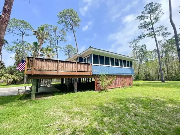 316 Chenault AVE, Dauphin Island, AL 36528