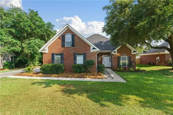 9075 Field Brook CIR S, Mobile, AL 36695