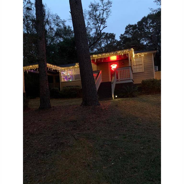 Mobile, AL 36608,5218 Azalea CIR S
