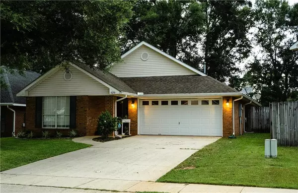 8254 Magnolia Village DR S, Mobile, AL 36695