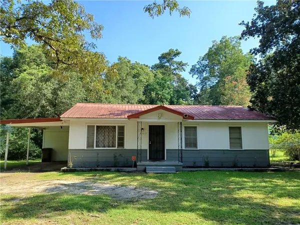 2562 Riverside DR, Mobile, AL 36605