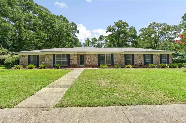 2509 Royal Carriage DR, Mobile, AL 36695