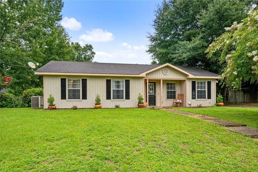 Semmes, AL 36575,1700 Cattleman CT