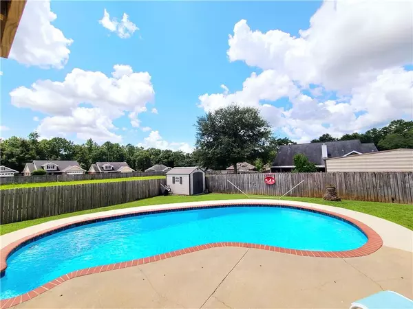 Mobile, AL 36695,2768 Rosebud DR E