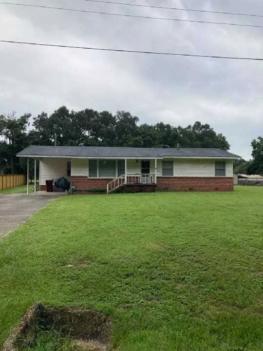 Satsuma, AL 36572,218 Magnolia AVE