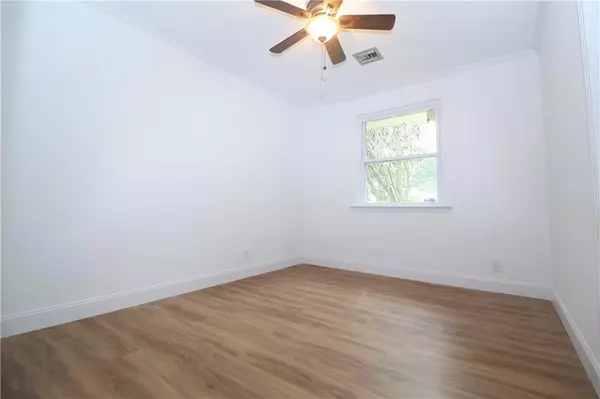 Mobile, AL 36618,1632 Mississippi ST