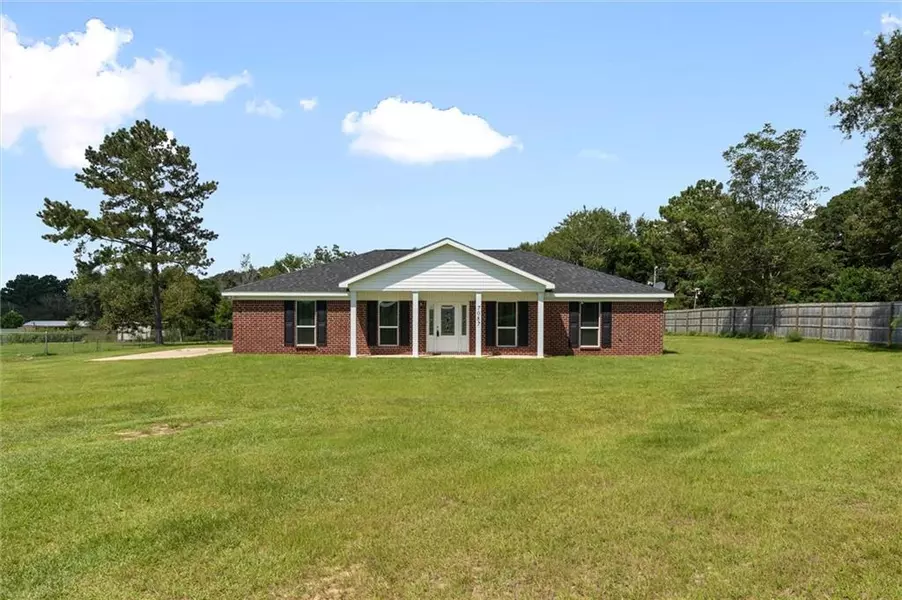 7087 Cuss Fork RD, Wilmer, AL 36587