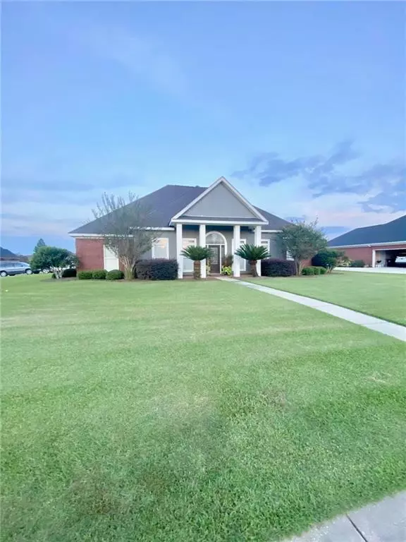 3922 Symphony WAY E, Semmes, AL 36575