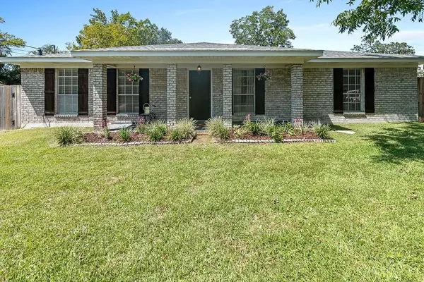 Mobile, AL 36605,2454 Robin Hood DR