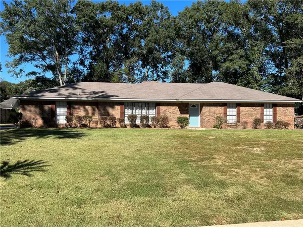 1804 Spanish DR, Saraland, AL 36571