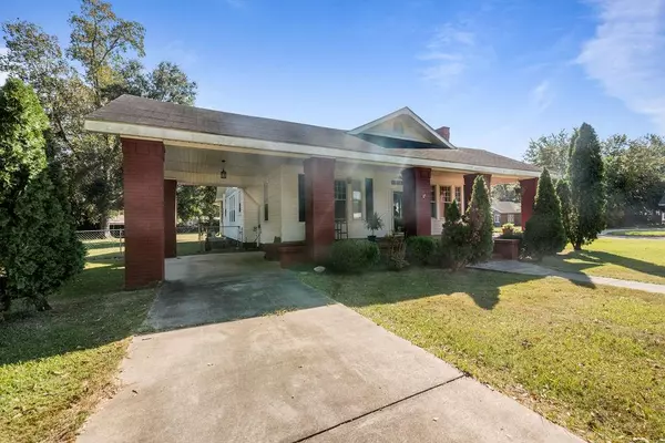 Atmore, AL 36502,900 Church ST E