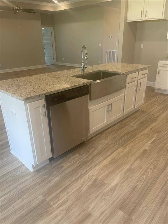 Semmes, AL 36575,2358 Laurel ST