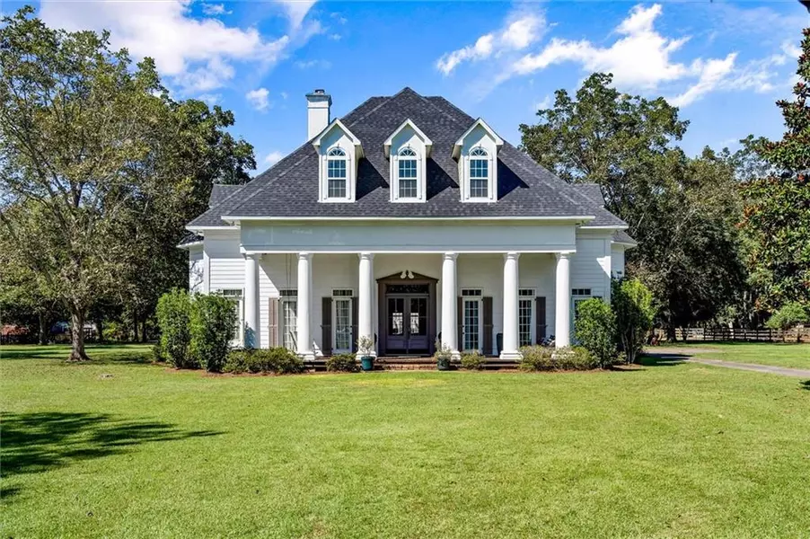 11960 Windy Oaks DR E, Grand Bay, AL 36541