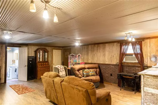 Tibbie, AL 36583,12021 Highway 17