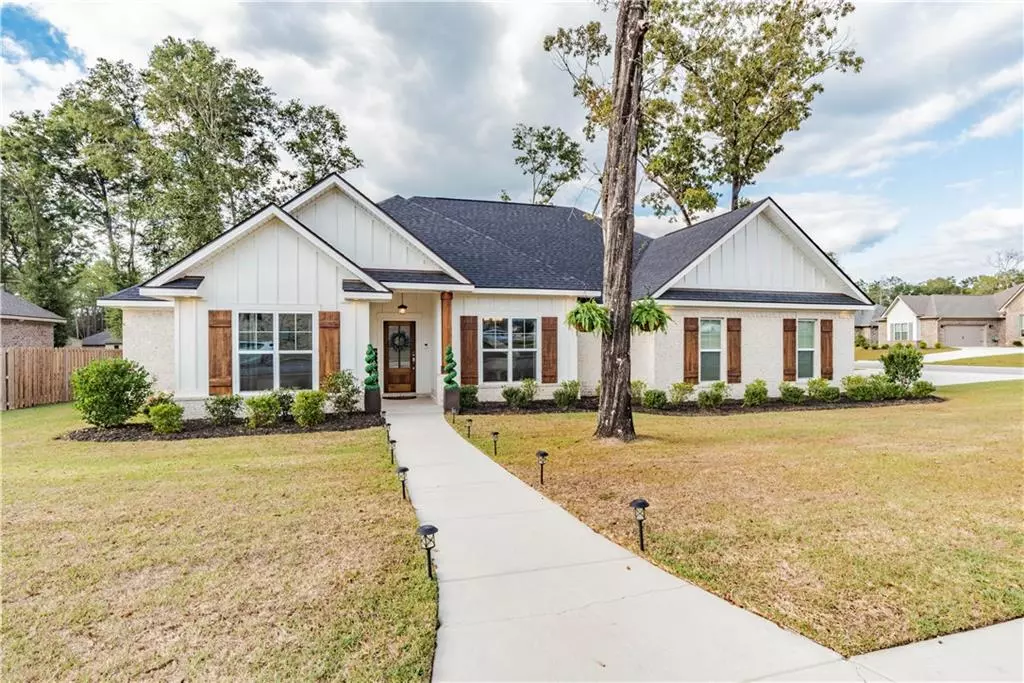 Spanish Fort, AL 36527,12665 Squirrel DR