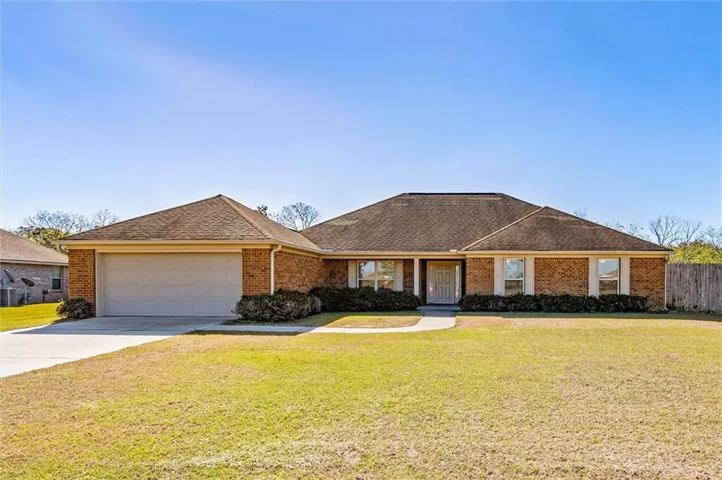 Theodore, AL 36582,9953 Bridgewater DR S