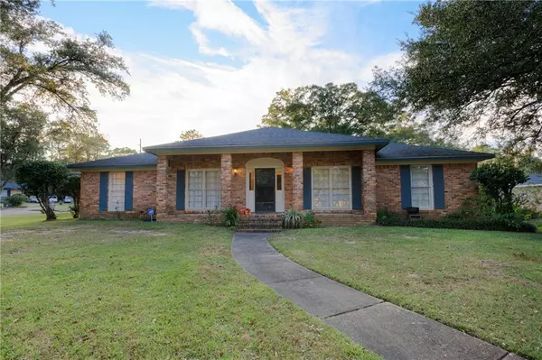 424 Hounds RUN W, Mobile, AL 36608