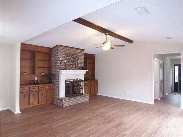 Mobile, AL 36609,5740 Green Tree RD