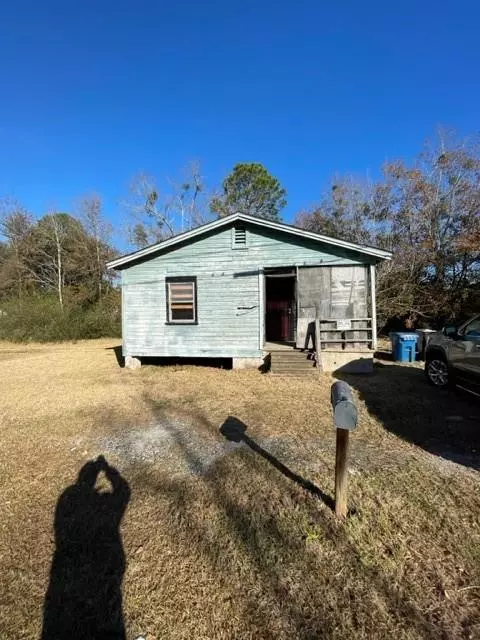 1034 Thomas AVE S, Prichard, AL 36610