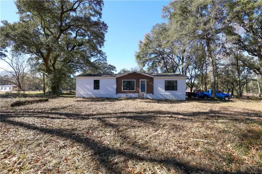 13600D Pitts RD, Grand Bay, AL 36541