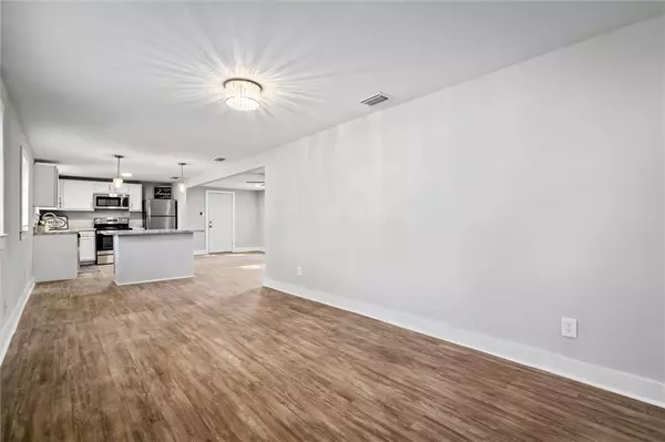 Theodore, AL 36582,7287 Elmo AVE