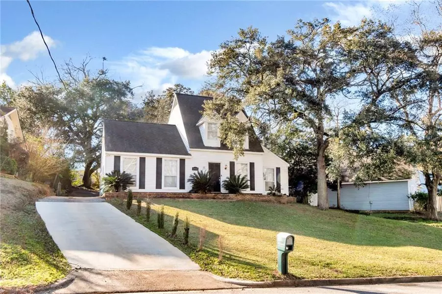 2554 Oak Harbor DR, Mobile, AL 36693