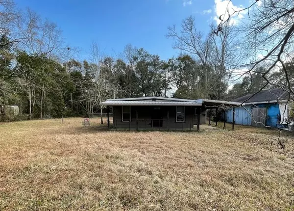 1127 Shore Acres DR, Mobile, AL 36605