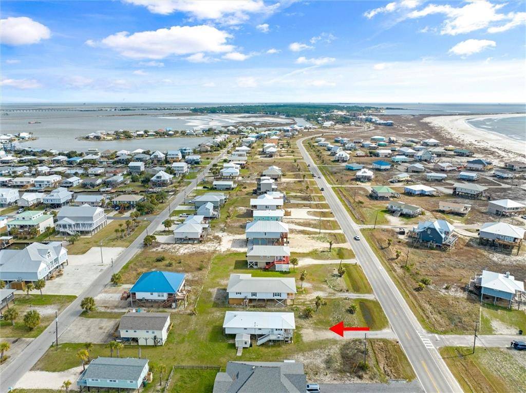 Dauphin Island, AL 36528,2124 Bienville BLVD