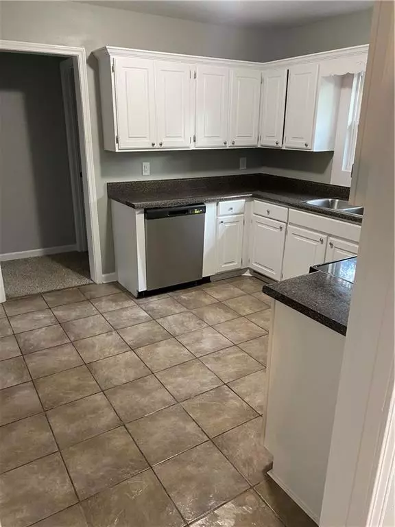 Mobile, AL 36608,4703 Barbara Mitchell DR