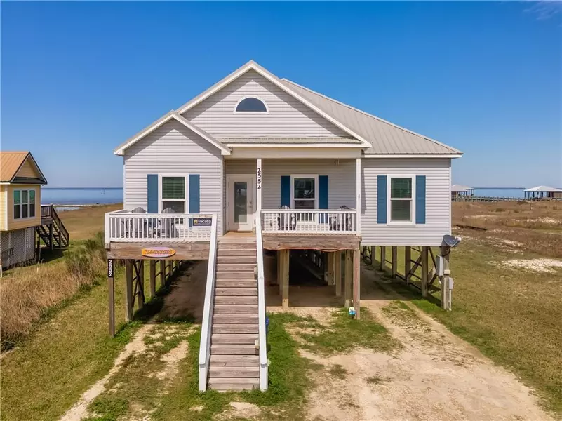 2552 Bridgeview DR, Dauphin Island, AL 36528