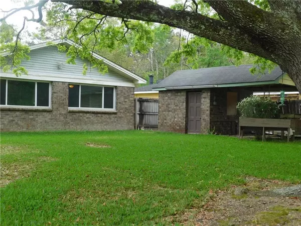 Theodore, AL 36582,6626 Viking WAY