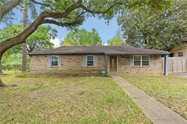 4306 Via Alta DR, Mobile, AL 36609