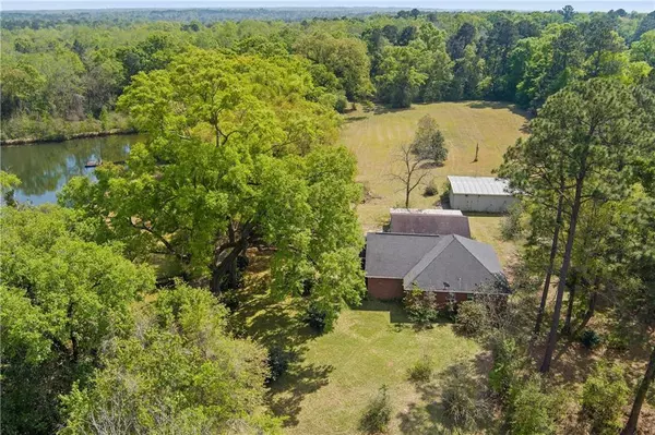 Semmes, AL 36575,9221 Old Wulff RD