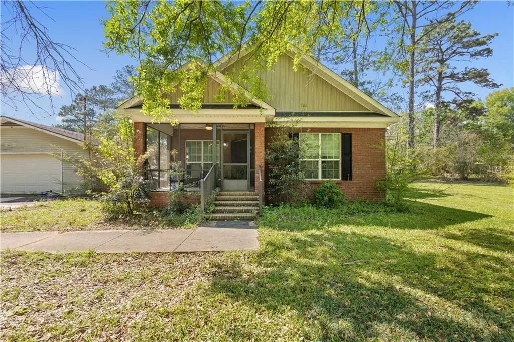 Semmes, AL 36575,9221 Old Wulff RD