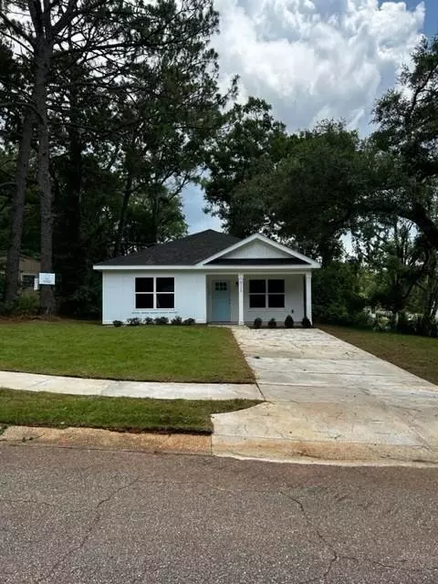 6115 Lorma RD, Mobile, AL 36608