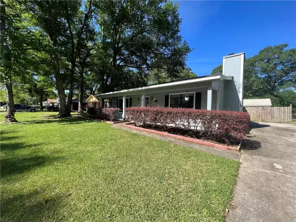 Theodore, AL 36582,7728 Bellefield DR E