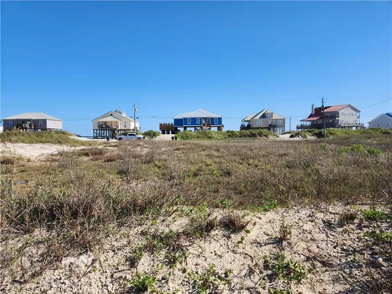 2608 Bienville BLVD, Dauphin Island, AL 36528