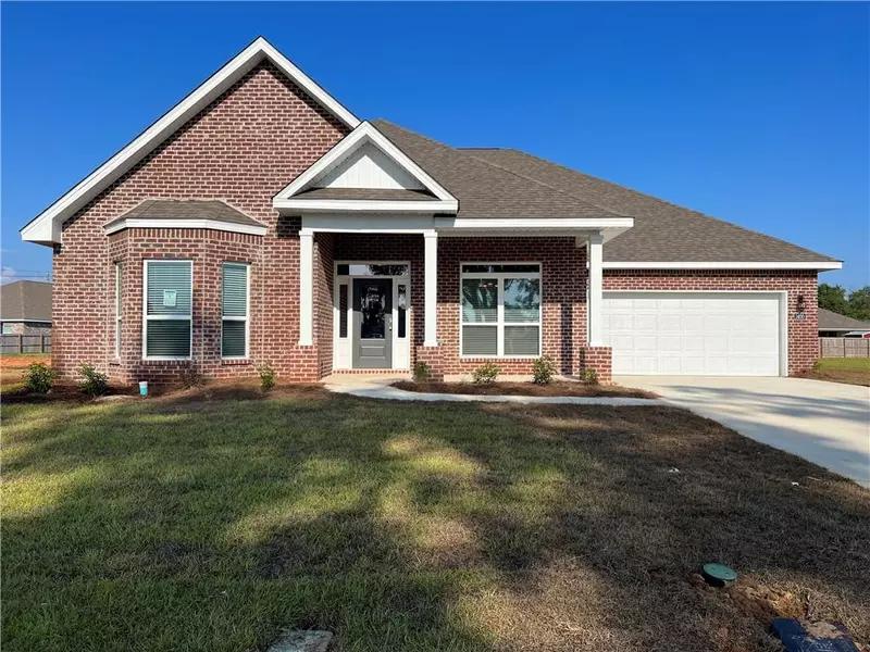 1400 Penny Lakes DR, Semmes, AL 36575