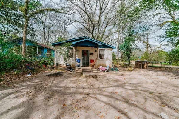 2004 Edwards AVE,  Mobile,  AL 36617