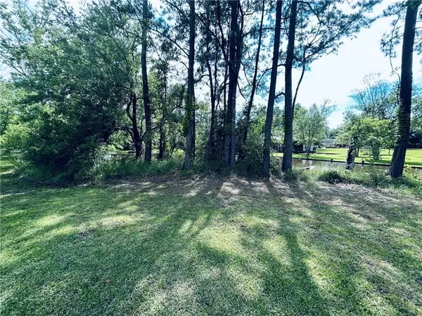 Bayou La Batre, AL 36509,0 Simonson ST