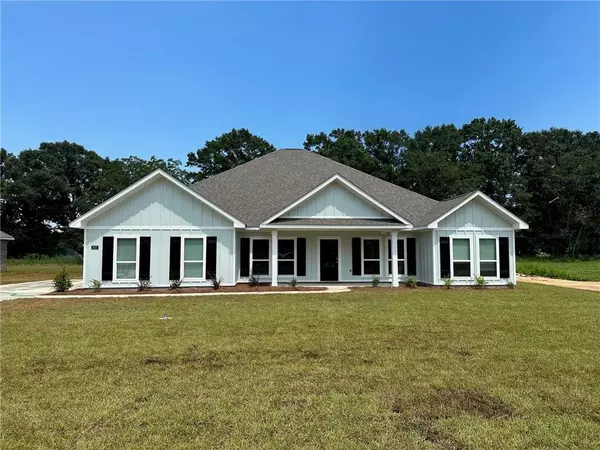 5737 Orchard LN E, Grand Bay, AL 36541