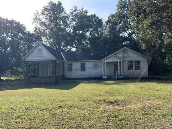 Mobile, AL 36617,2307 Osage ST