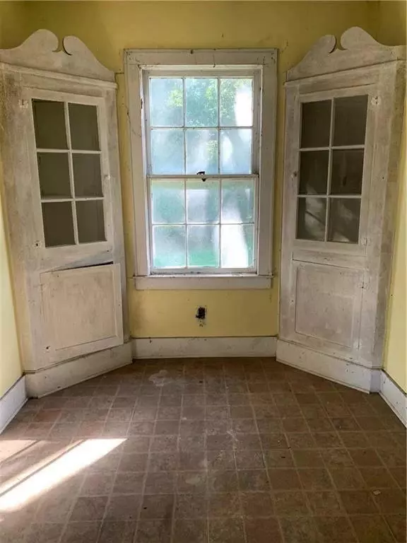 Mobile, AL 36617,2307 Osage ST